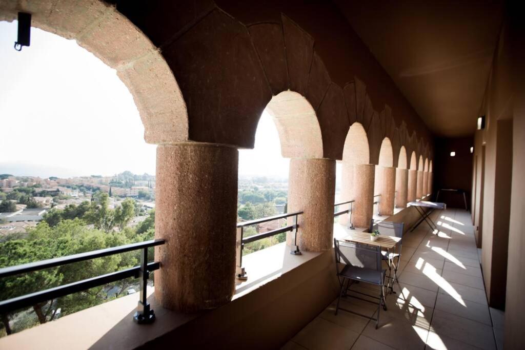Magnifique Appartement Avec Vue Imprenable La Londe-les-Maures Exteriér fotografie