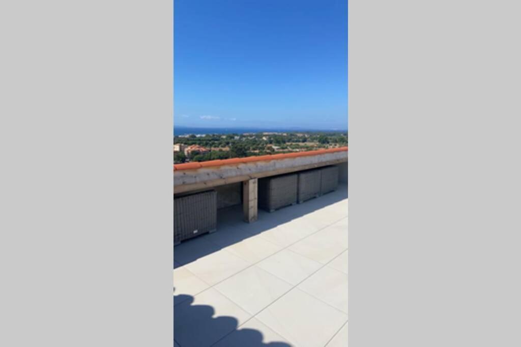 Magnifique Appartement Avec Vue Imprenable La Londe-les-Maures Exteriér fotografie
